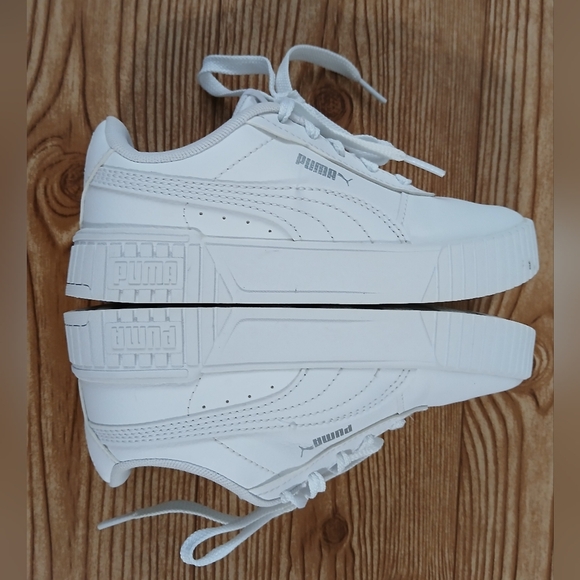 Puma‎ Kids Classic White Sneakers - Picture 8 of 9